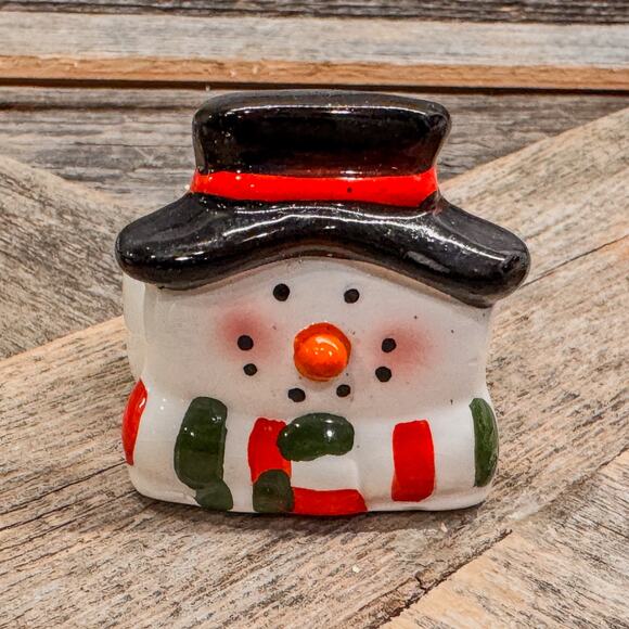 Set of 4, Ceramic Snowman Napkin Rings/Holders, Kitchen Christmas Holiday Decor - Picture 6 of 6